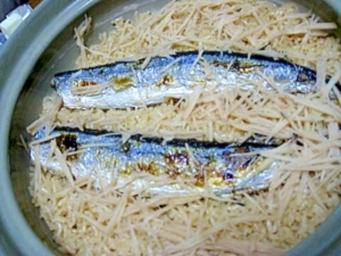 秋の味覚♪秋刀魚の土鍋ご飯